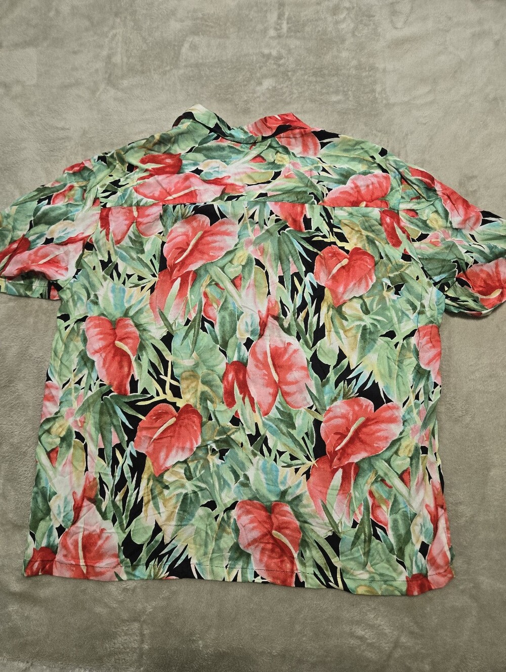 Vintage Paradise Found Hibiscus Hawaiian Shirt Mens Size XL Rayon Made In USA - Picture 2 of 6